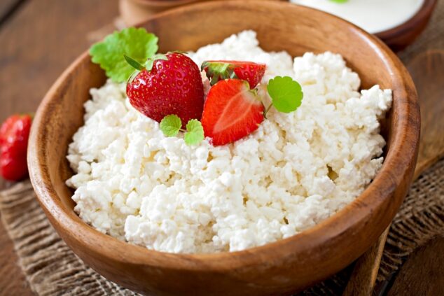 Le cottage cheese, c’est quoi ? Tout savoir sur ce fromage frais